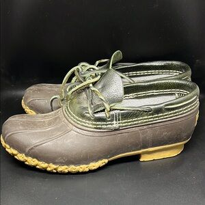 Ll Bean Women's Two-Tone Green and Brown Duck Shoes Sz 8